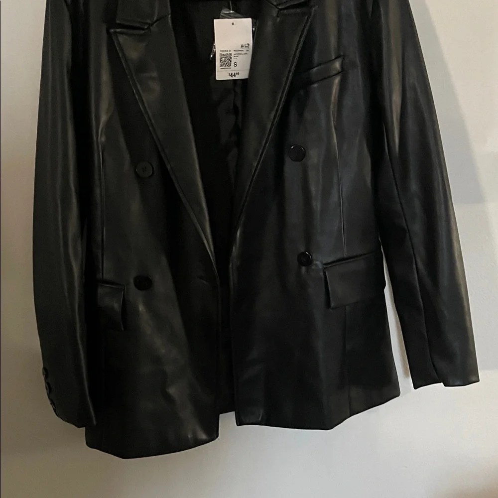 Black Faux Leather Blazer - Picture 3 of 5